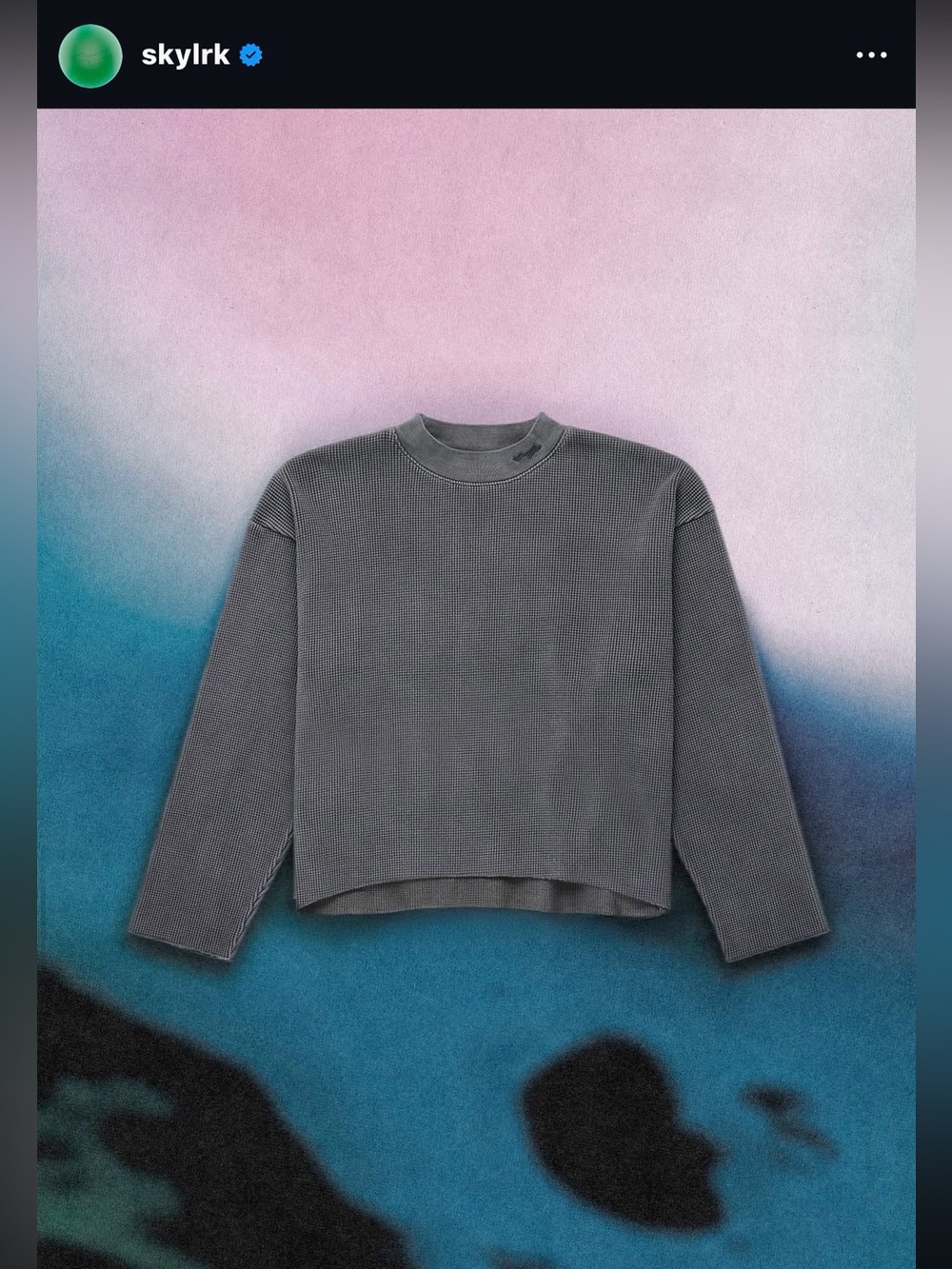 SKYLRK WAFFLE MOCK NECK LS. SMUDGE
